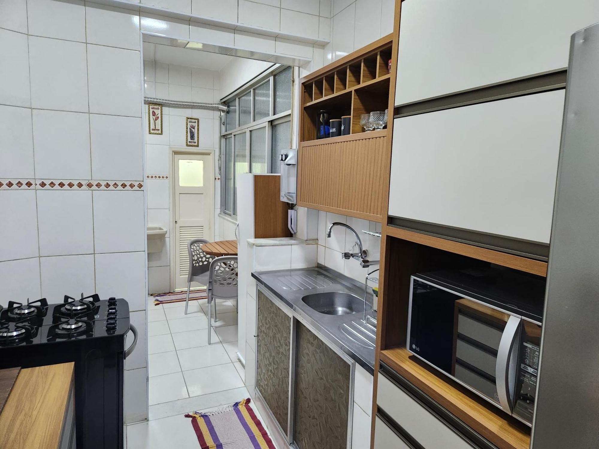 Apartamento Amplo Em Copacabana - 4 Quartos Com Ar-condicionado E Vaga