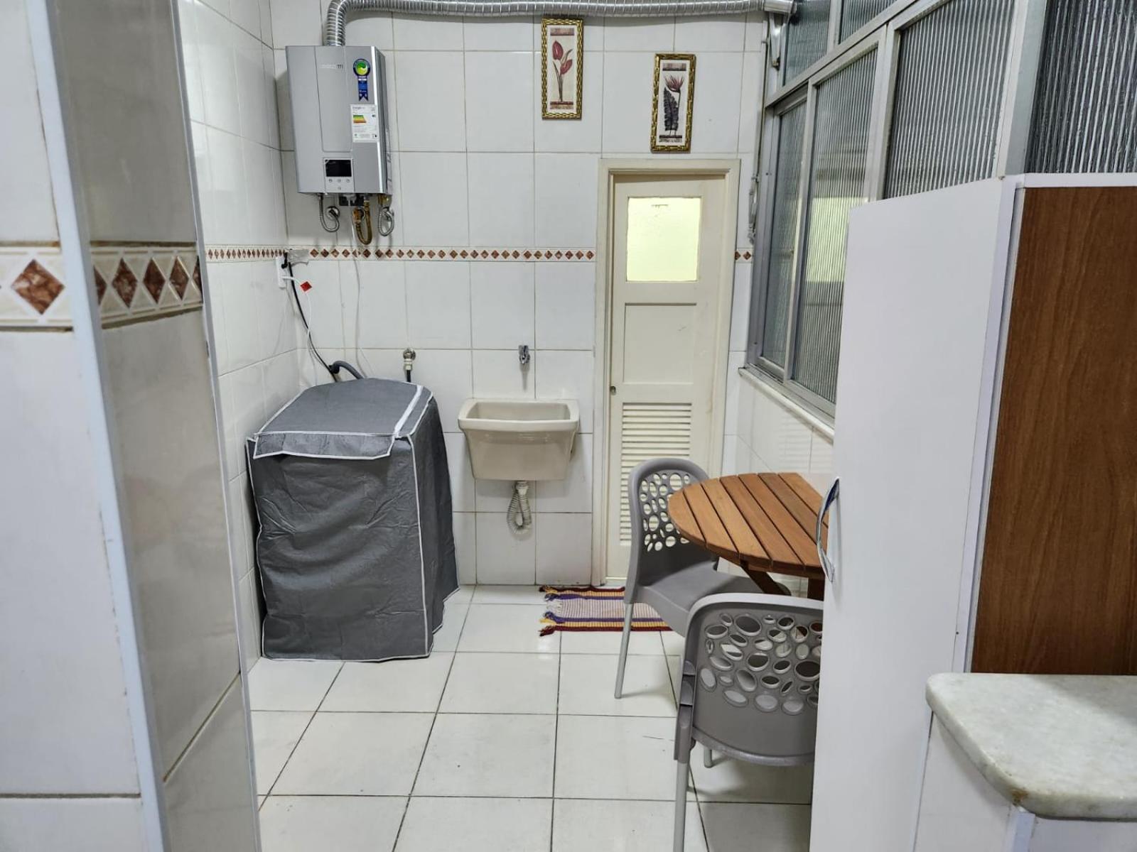 Amplo Em Copacabana - 4 Quartos Com Ar-condicionado E Vaga