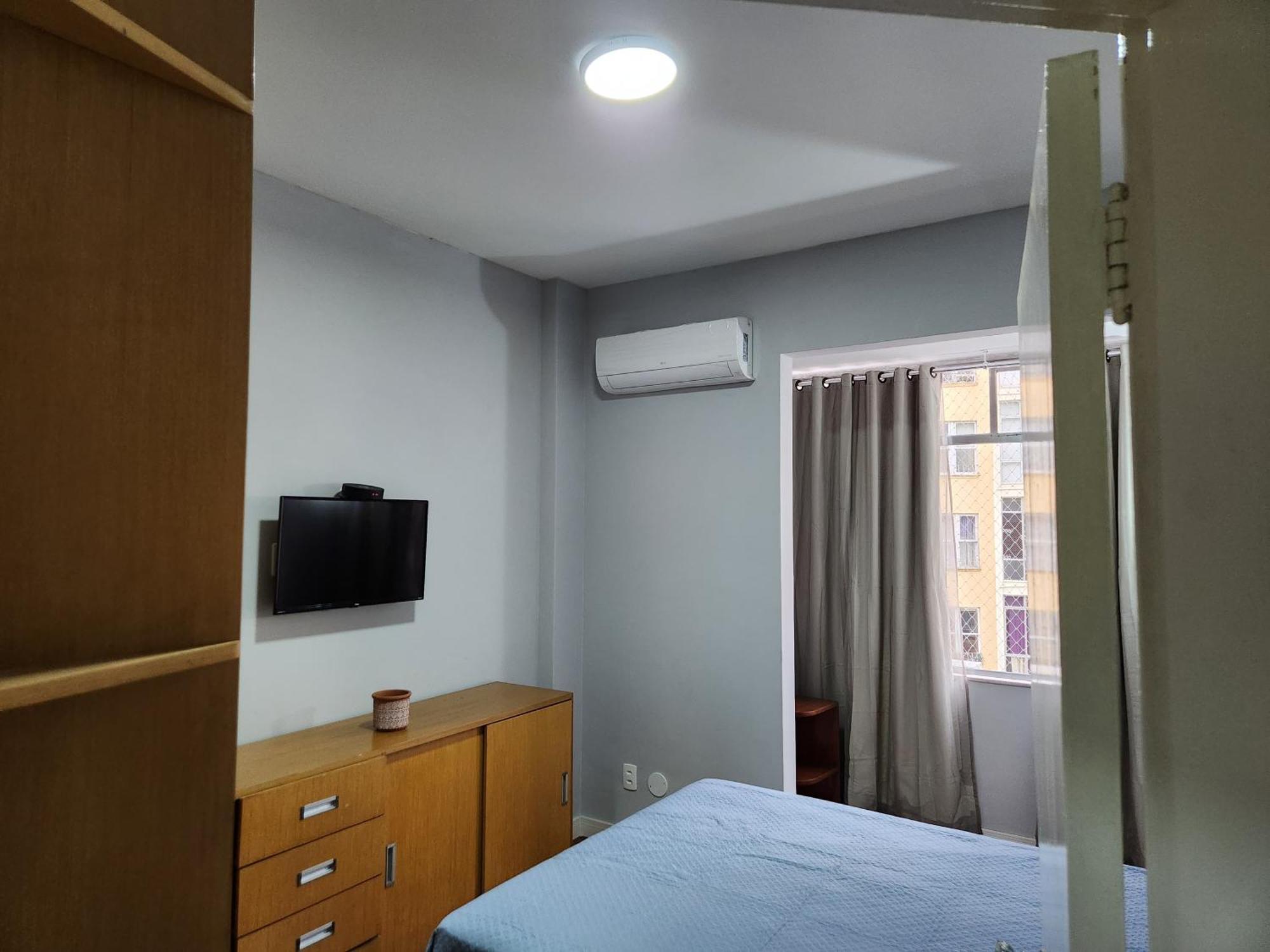Amplo Em Copacabana - 4 Quartos Com Ar-condicionado E Vaga